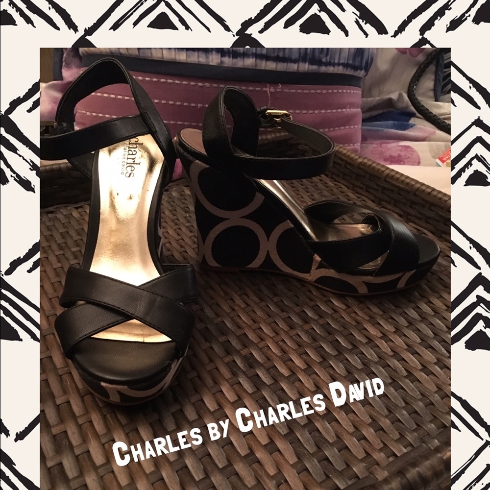 Charles by Charles David Black Beige Wedge SZ 6.5